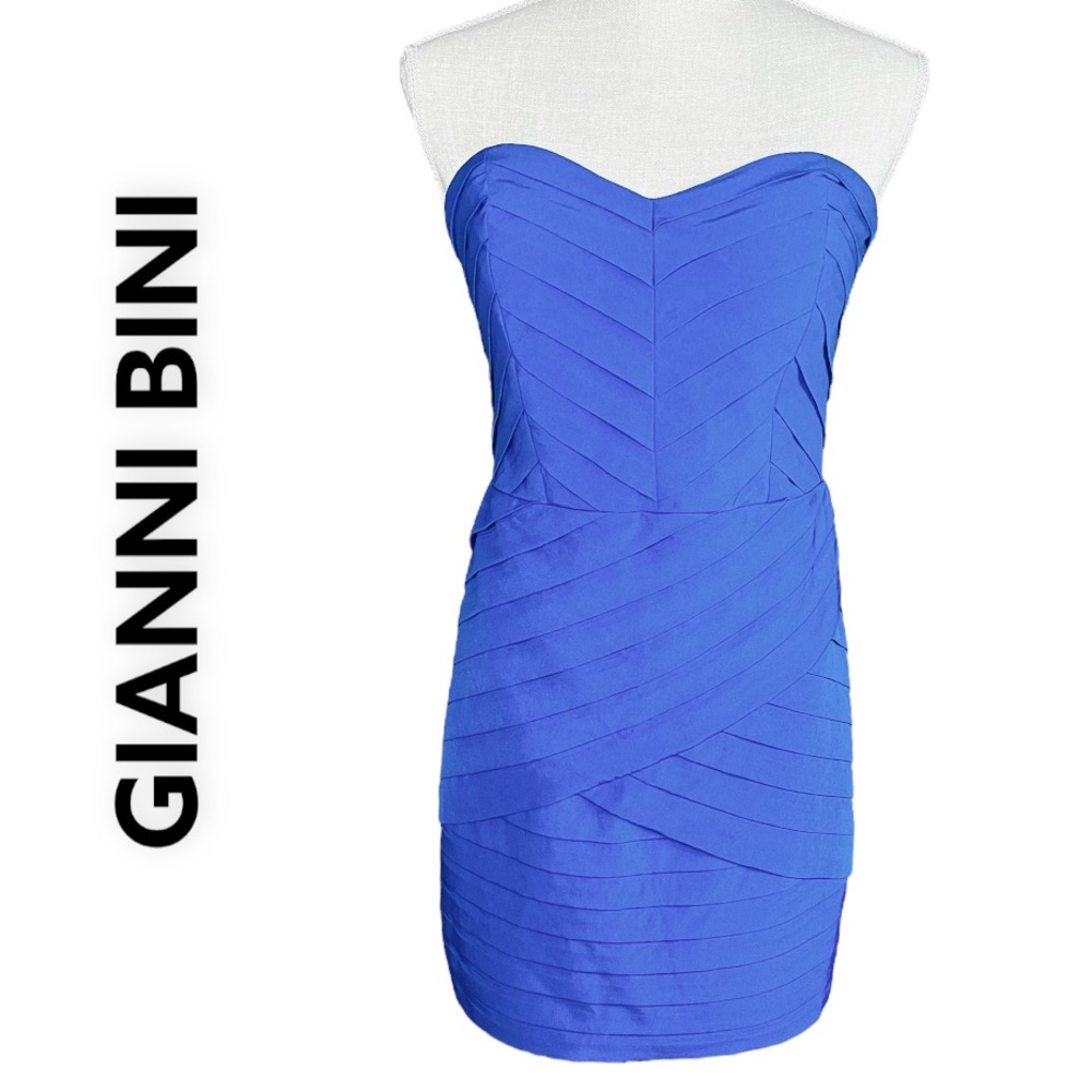 NEW GIANNI BINI Blue Ruffle Sweetheart Neckline Bodycon Mini Dress Large